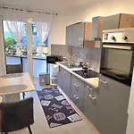 Schoene 2 Limmer Apartamento *